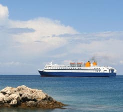 How to book a Ferry to Lavrio